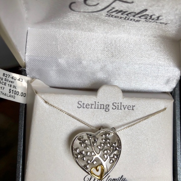 🆕SALE🎄🌟Timeless Sterling (925) 18” - necklace - Picture 5 of 8